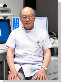 院長　写真