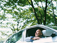 高齢者講習を受けて安全にドライブ